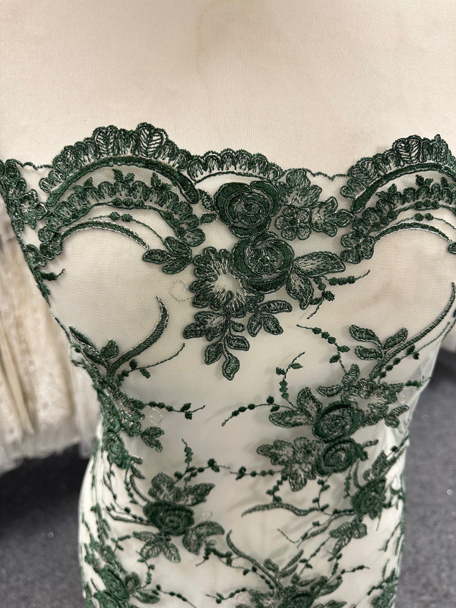 Forest Green Lace - Maria