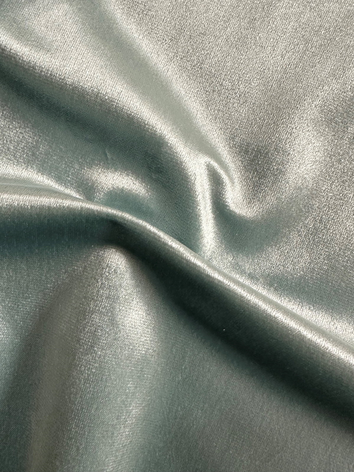 Frosted Sapphire Velvet - Lust