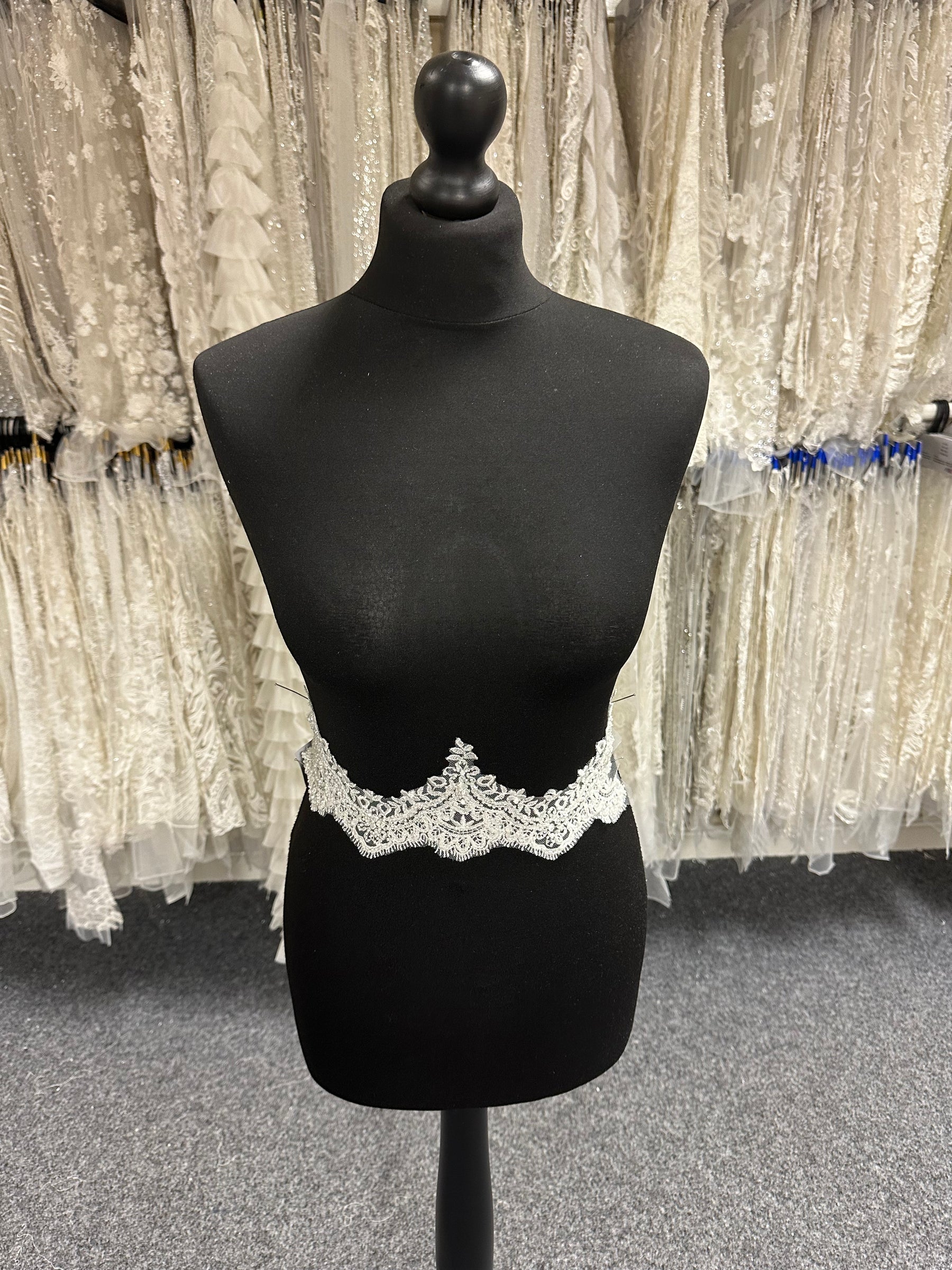 Ivory Beaded Lace Trim - Hannah (CF)