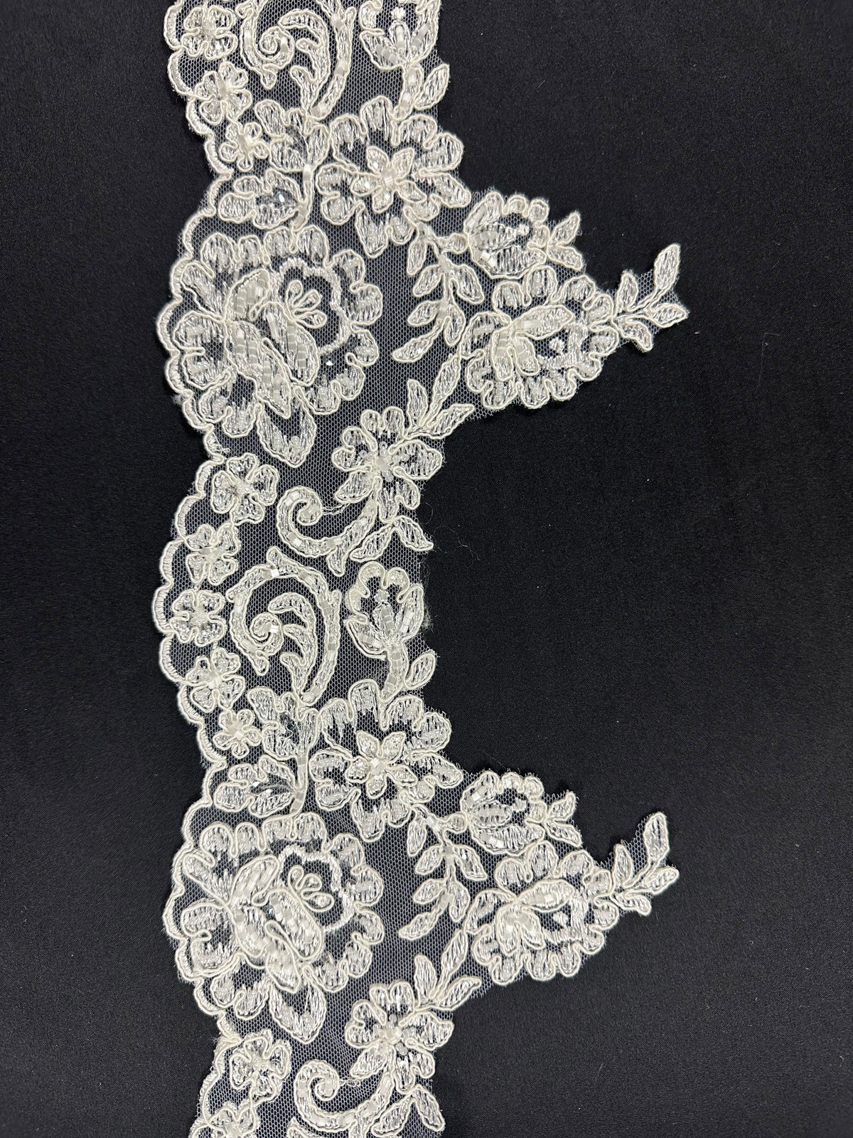 Ivory Beaded and Corded Lace Trim - T 226 Beaded (CF)