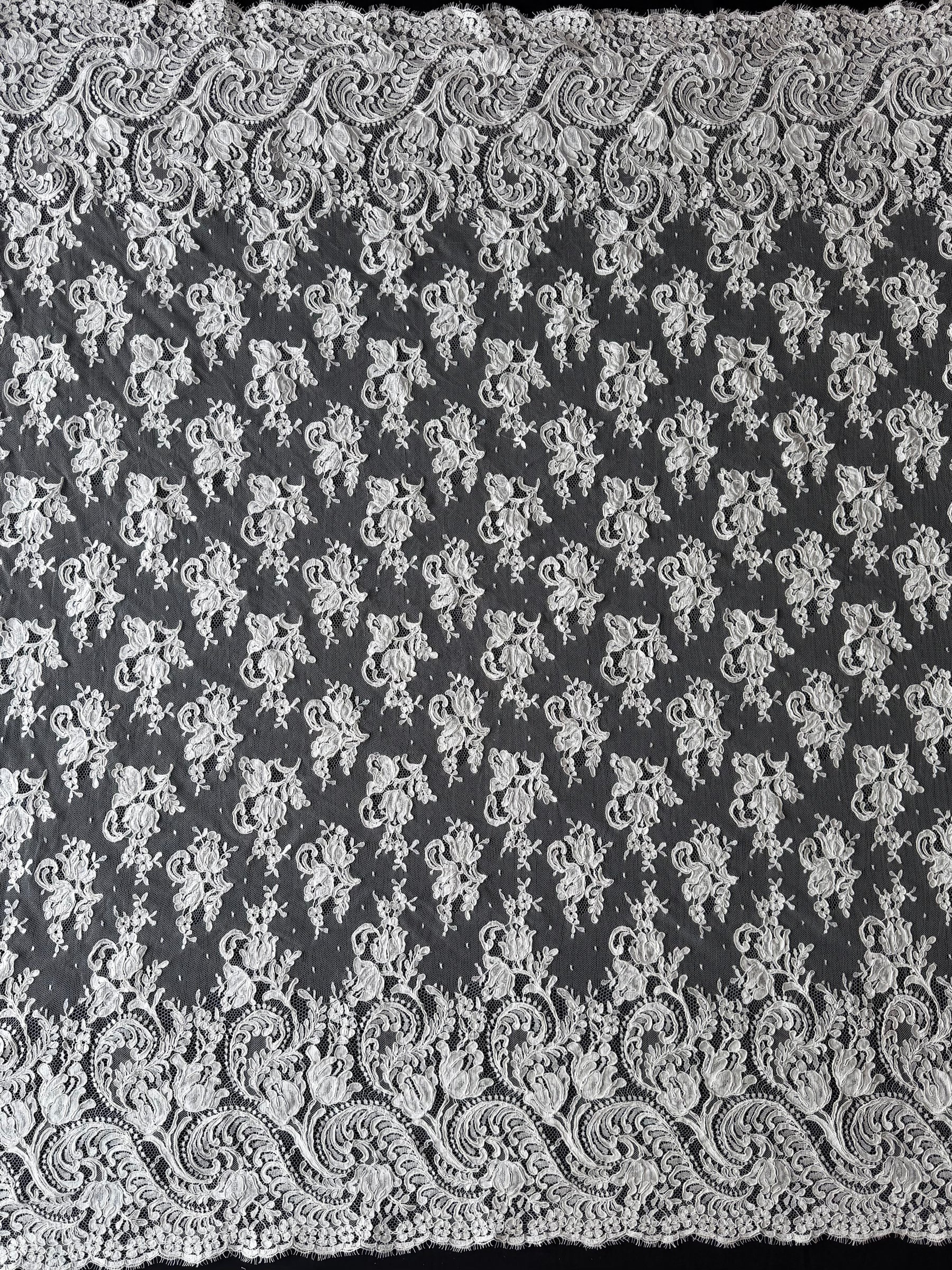 Ivory Corded Chantilly Lace - Beckina