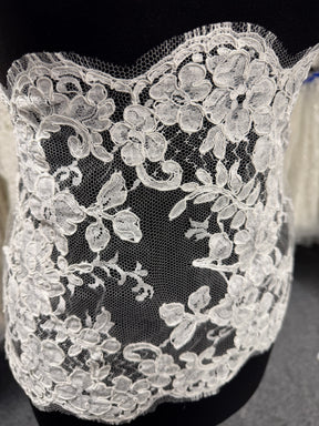 Ivory Corded Chantilly Lace Trim - Rio