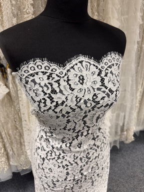 Ivory Chantilly Lace - LA4001