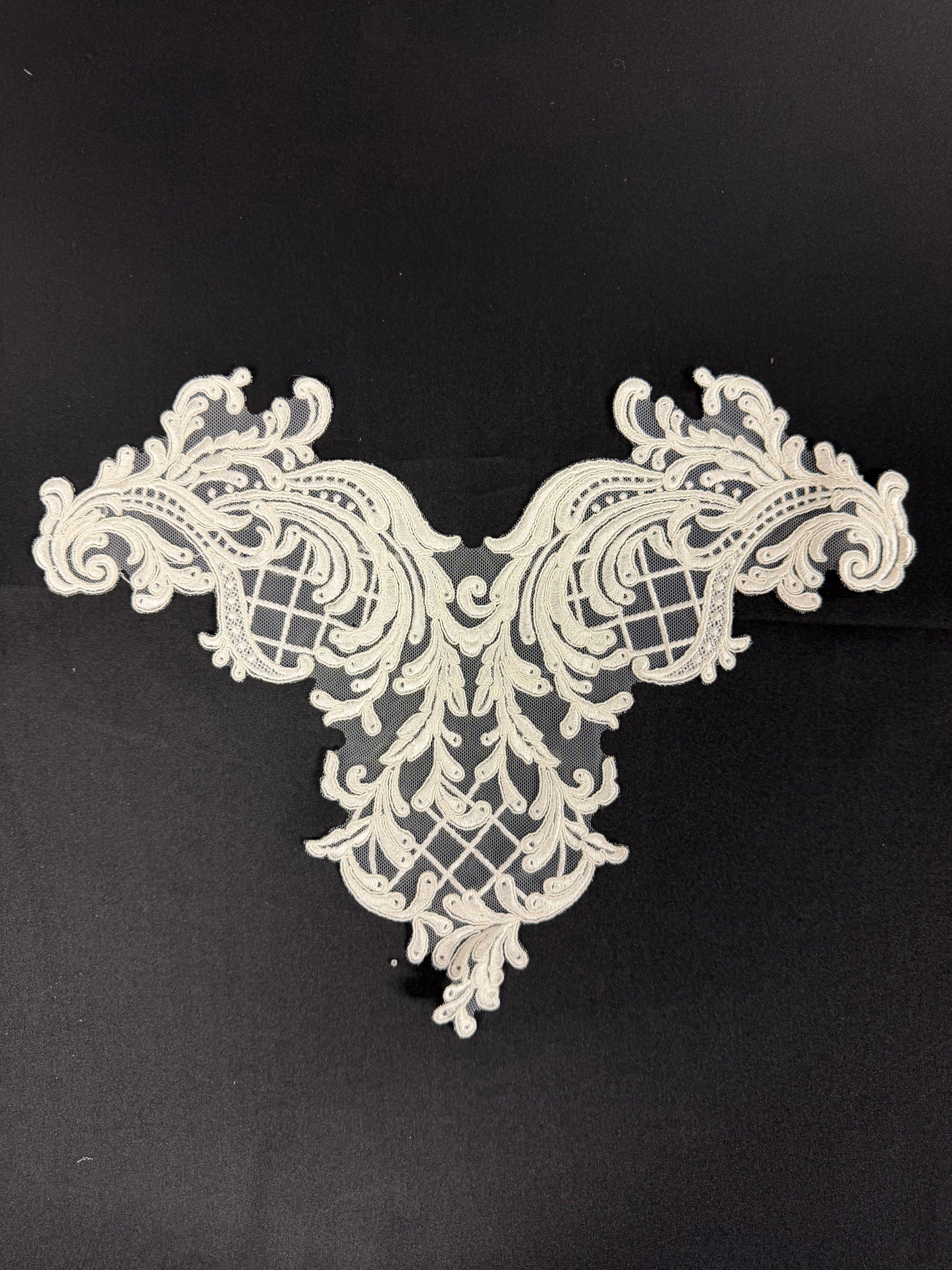 Ivory Large Corded Lace Applique - T799