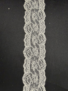 Ivory French Lace Trim  - T596