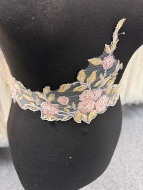 Pink and Gold Lace Trim - T804