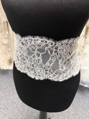 Ivory Sequin Lace Trim - T786