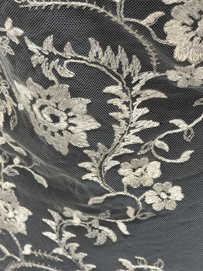 Ivory and Silver Embroidered Lace - P812