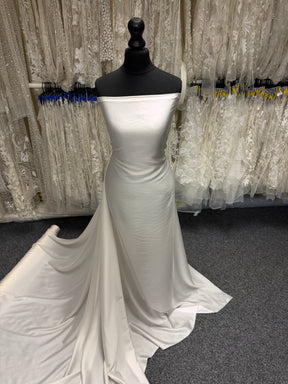 Pale Ivory Polyester Satin - P78