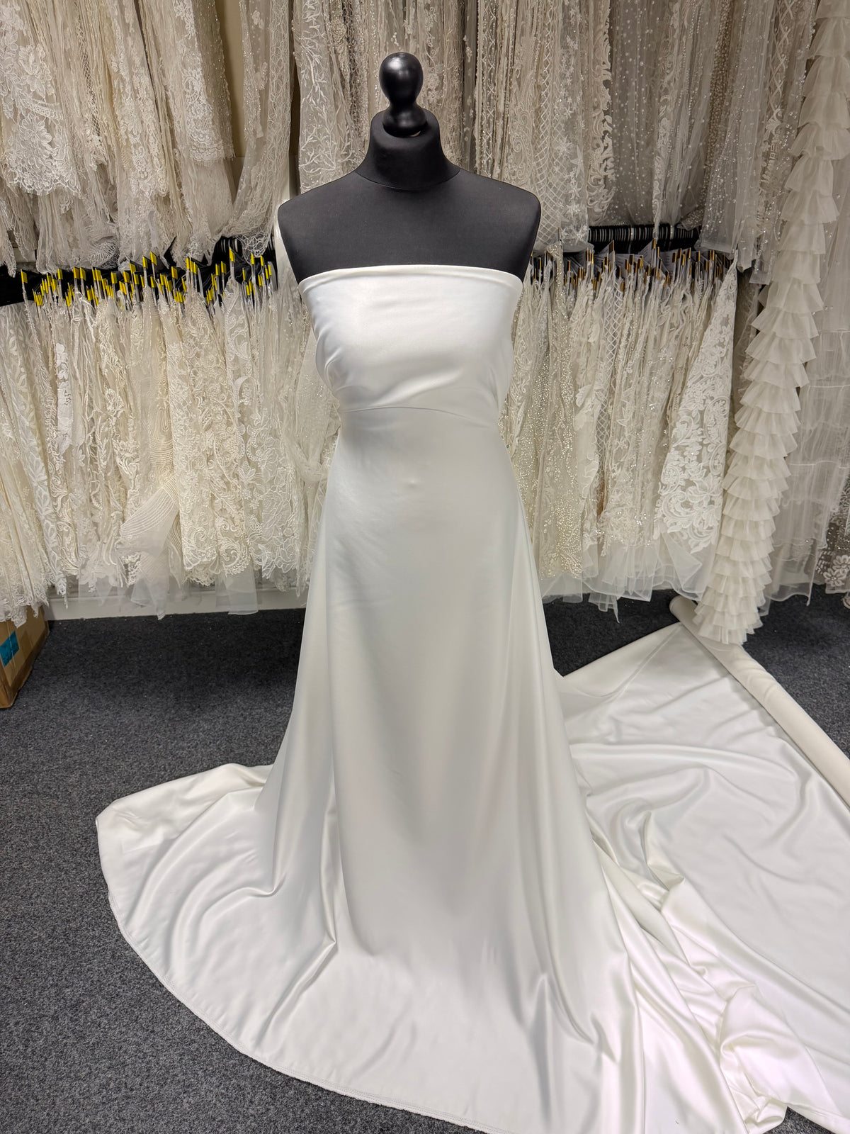Ivory Soft Satin - PB1004