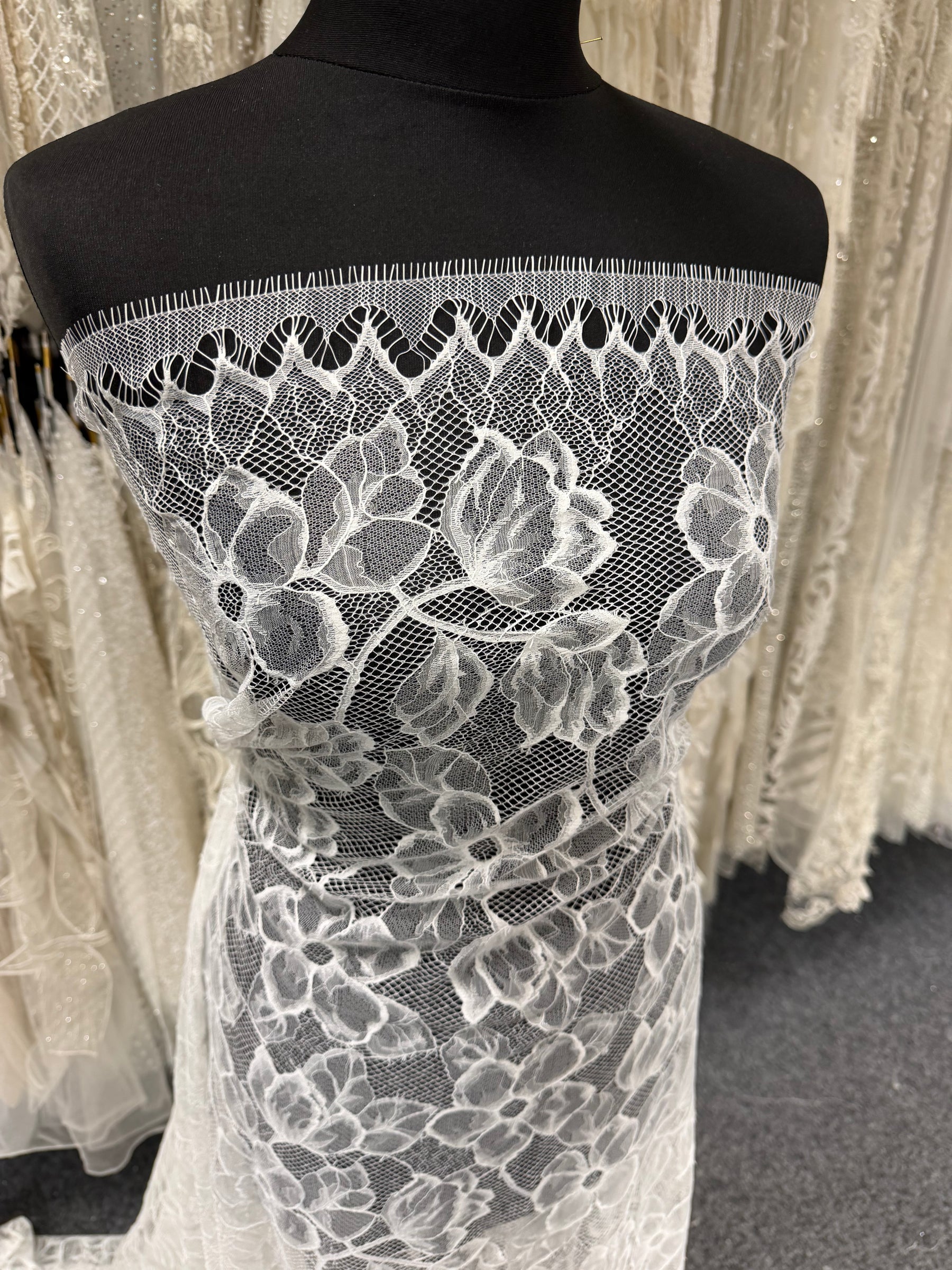 Ivory Eco Lace - LA6003