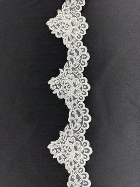 Ivory Corded Lace Trim - T137