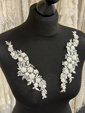 Ivory Layered Lace Appliques - Zanjero