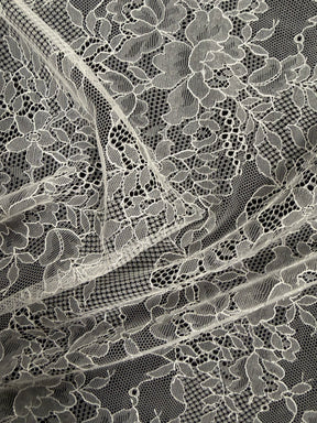 Ivory Leavers Lace - P731