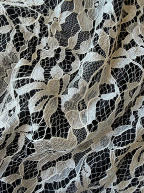 Ivory Corded Leavers Lace - P885