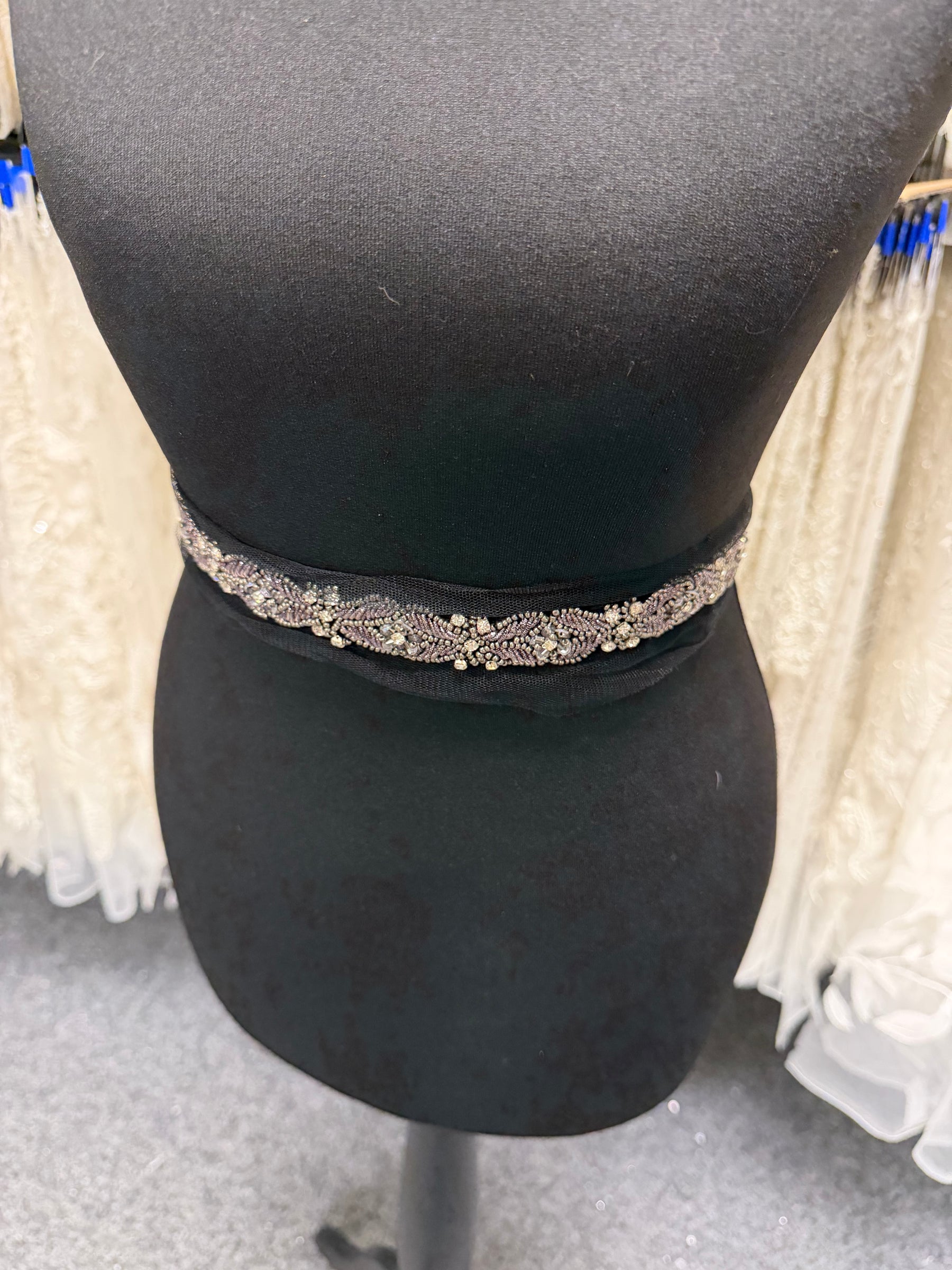 Black/Crystal Beaded Edging - T806