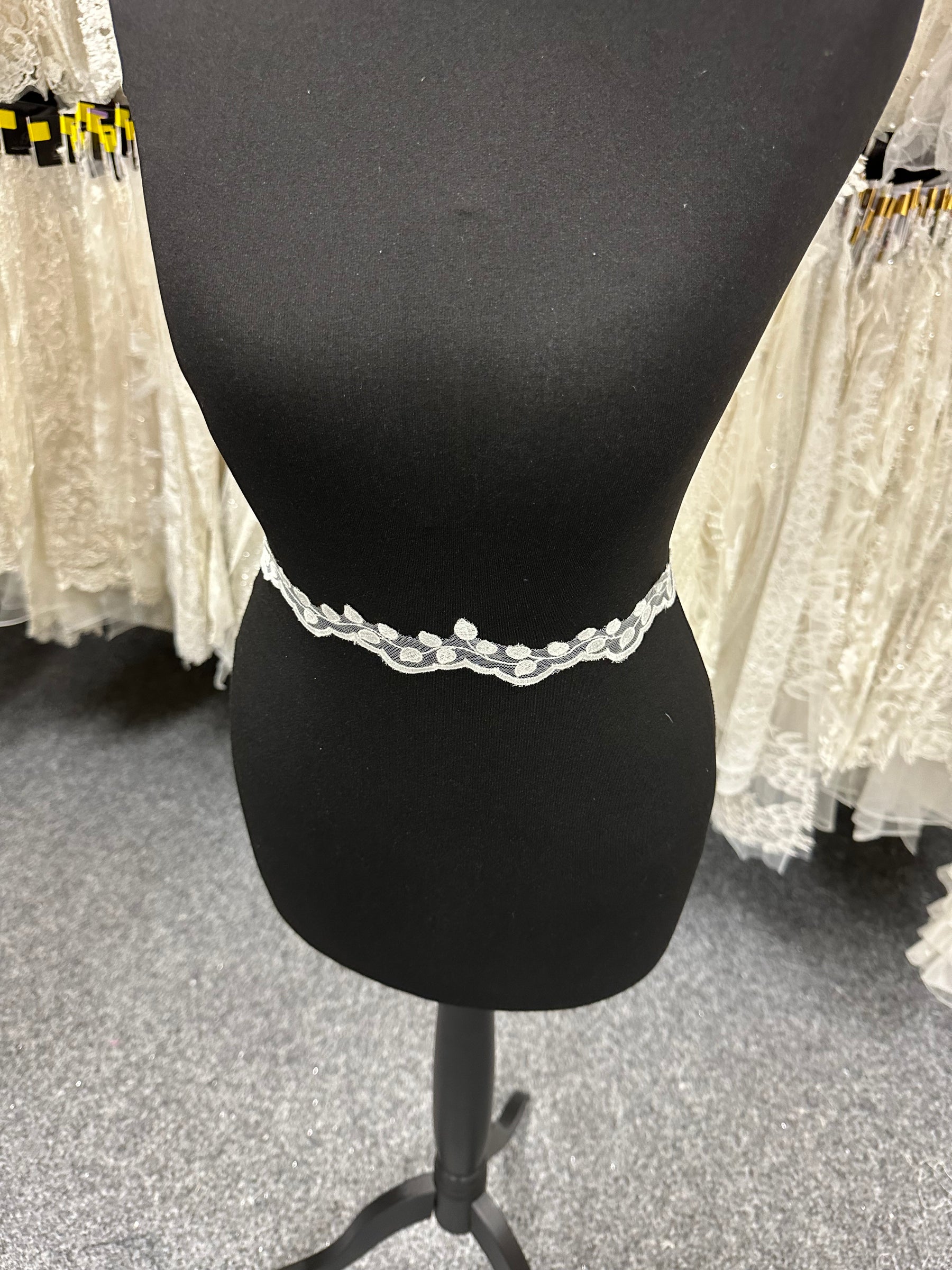 Ivory Embroidered Floral Lace Trim - T880