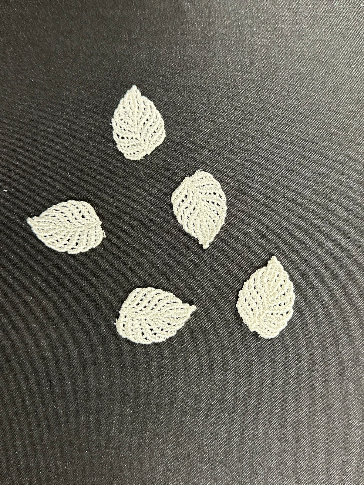 Ivory Embroidered Leaves - MM006