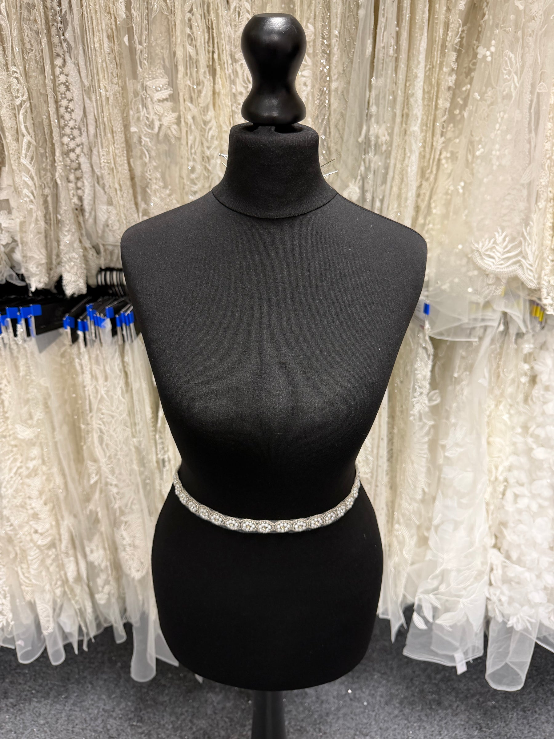 Crystal Beaded Edging - T821