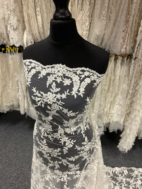 Ivory Embroidered Lace - P651