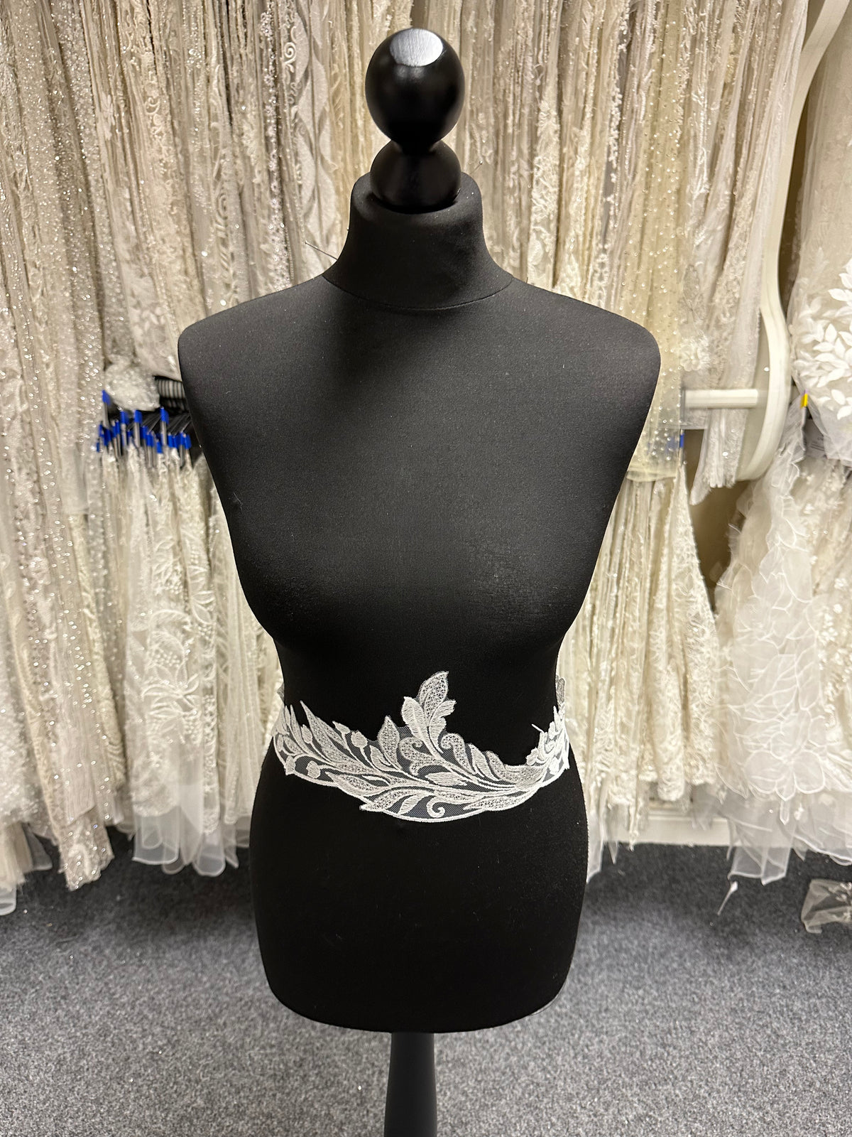 Ivory Sequin Lace Trim - EF3004