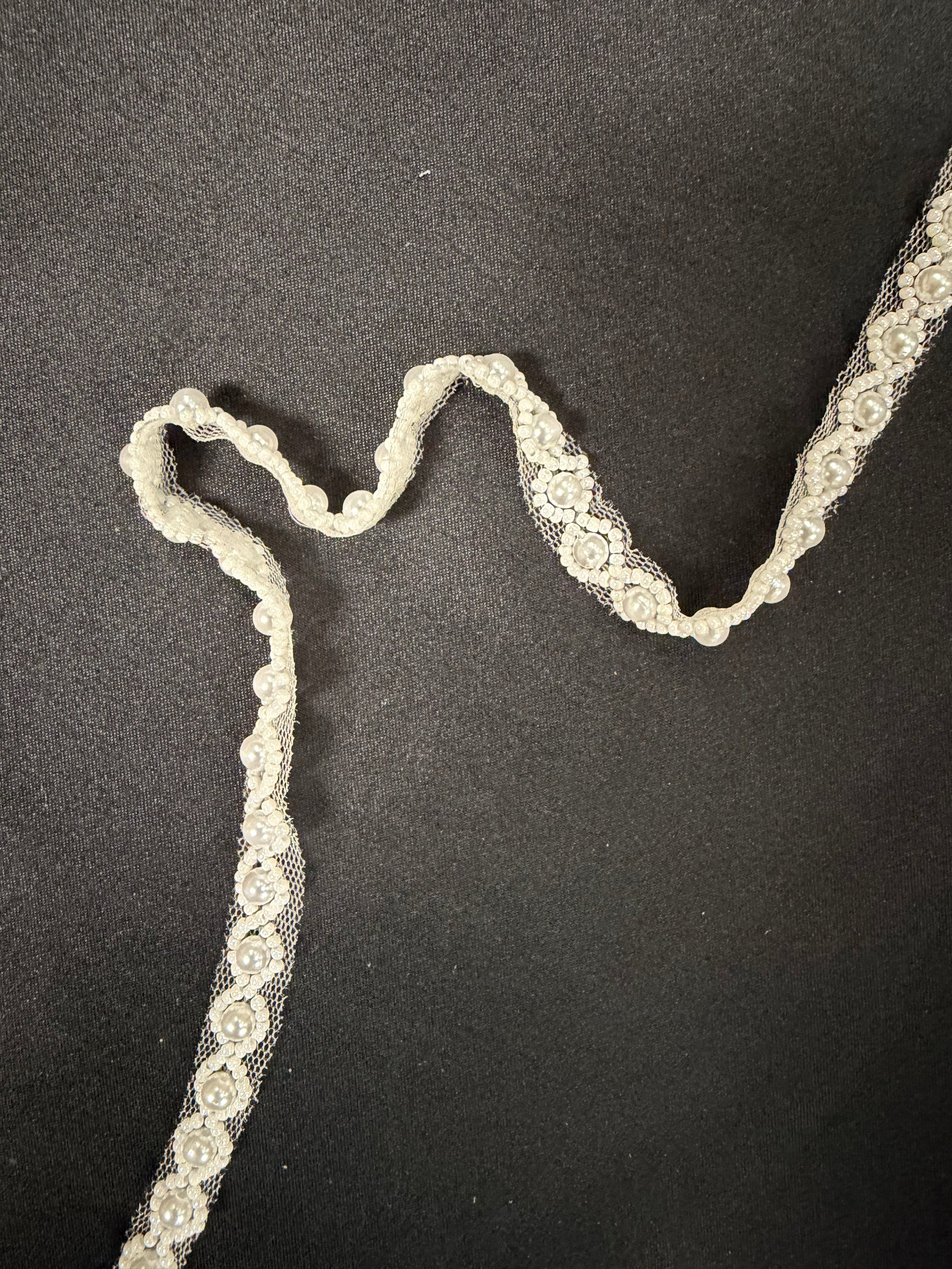 Ivory Beaded Edging - EH2019