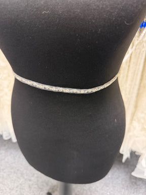 Ivory Crystal Beaded Edging - EH1016