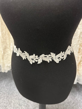 Ivory Guipure Lace Trim - T319