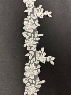 Ivory Flower Trim - EF4024