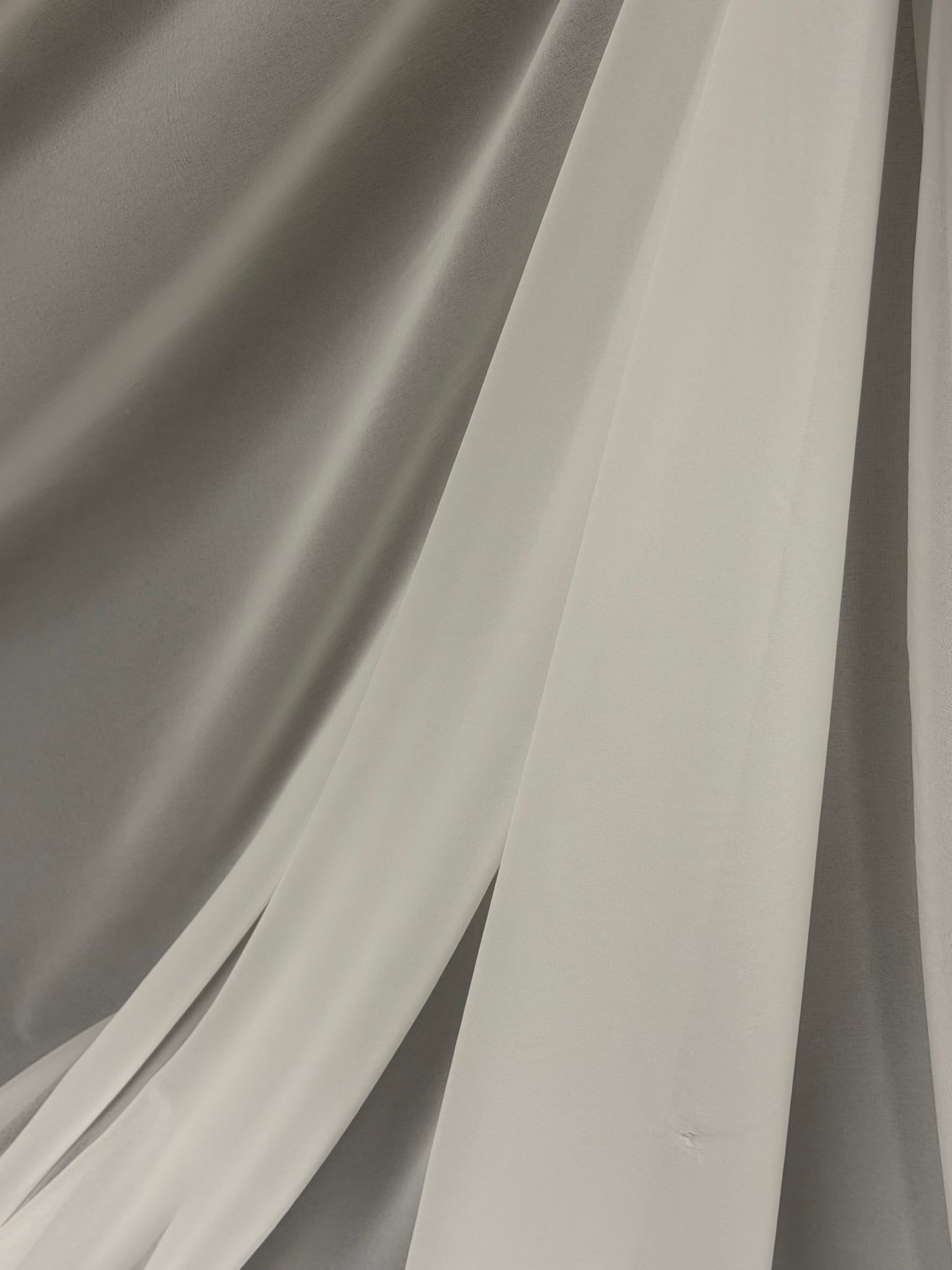 White Iron on Interlining - IN0002