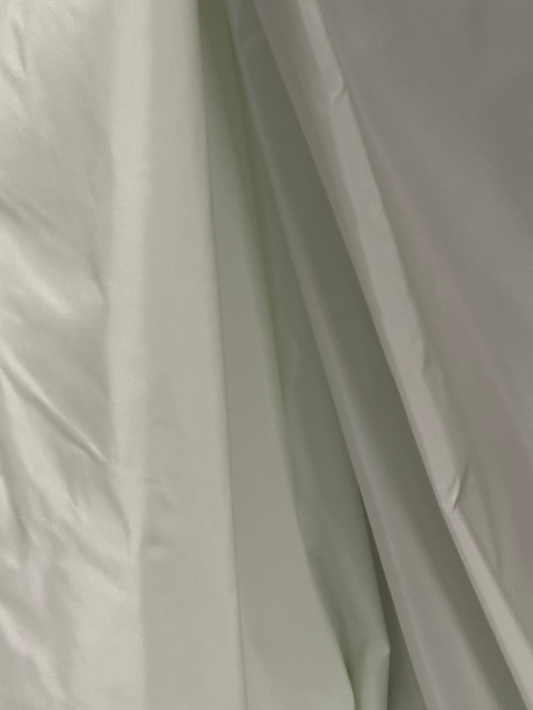 Peppermint Polyester Taffeta - P599