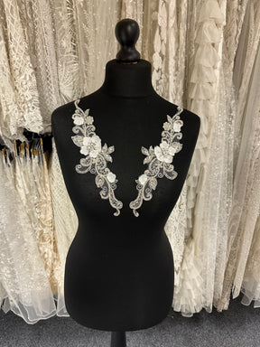 Ivory Beaded Lace Appliques - T334