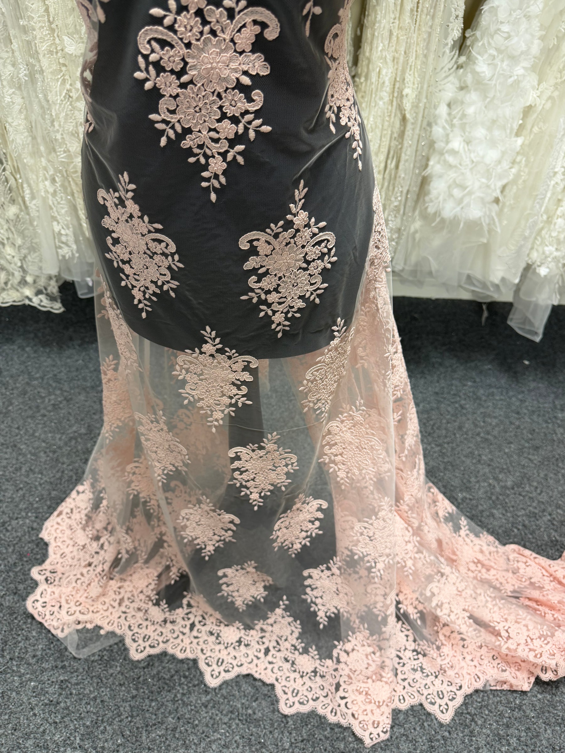Antique Rose Corded Lace - LA7008