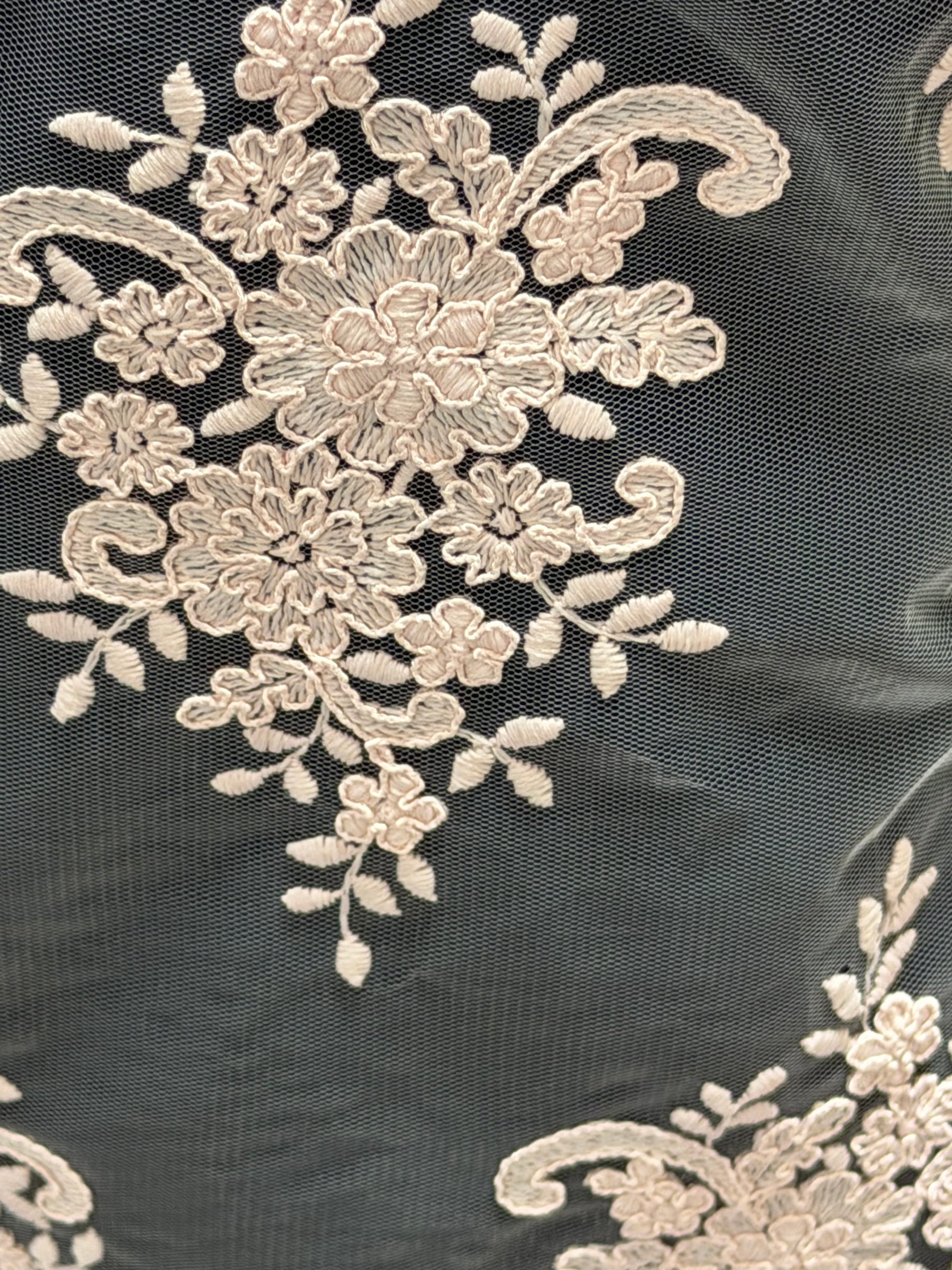 Antique Rose Corded Lace - LA7008