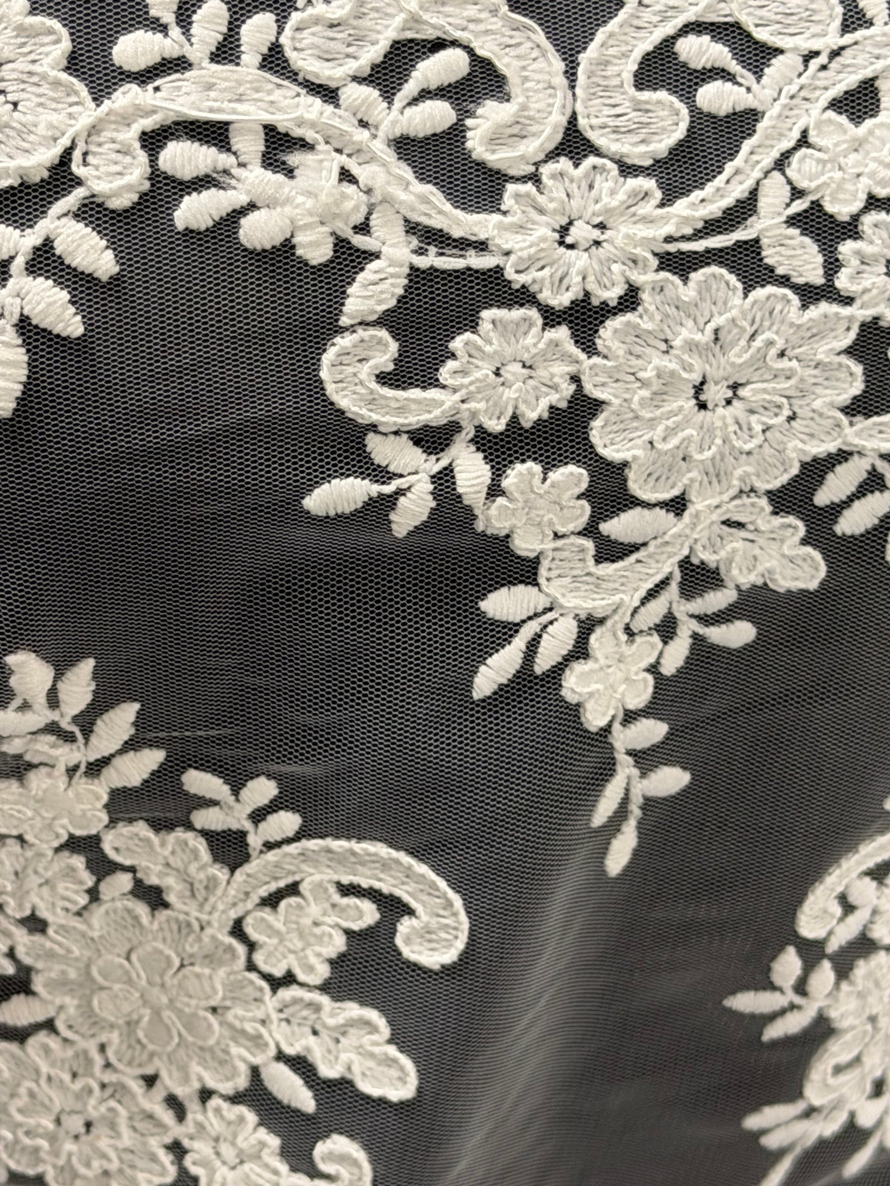 Ivory Corded Lace - LA7008