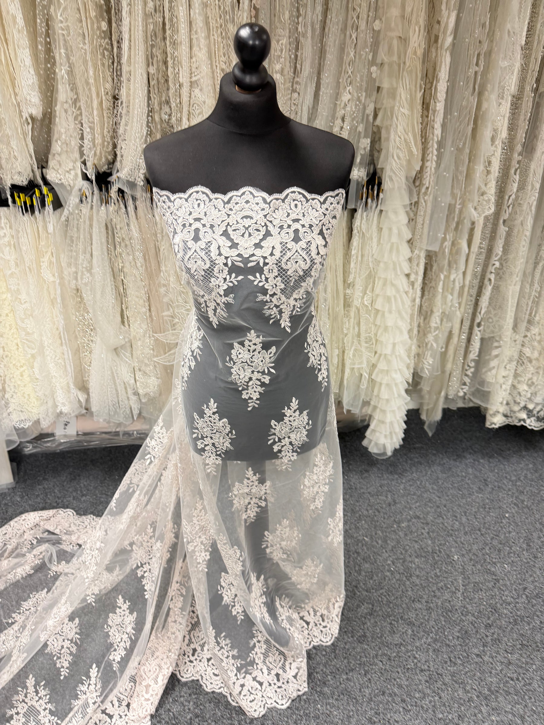Shell Pink Corded Lace - LA7009