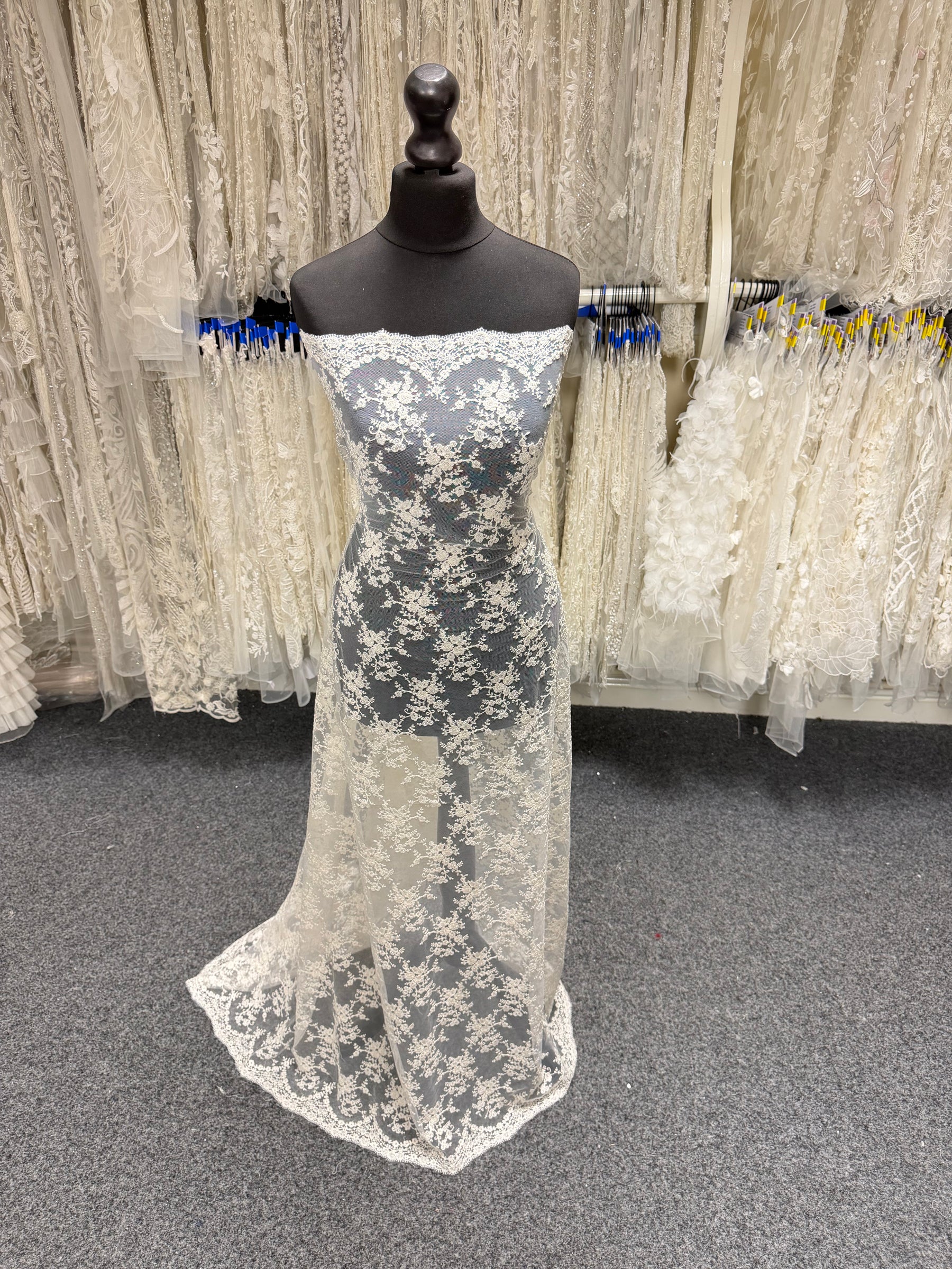 Ivory Corded Lace - LA7013