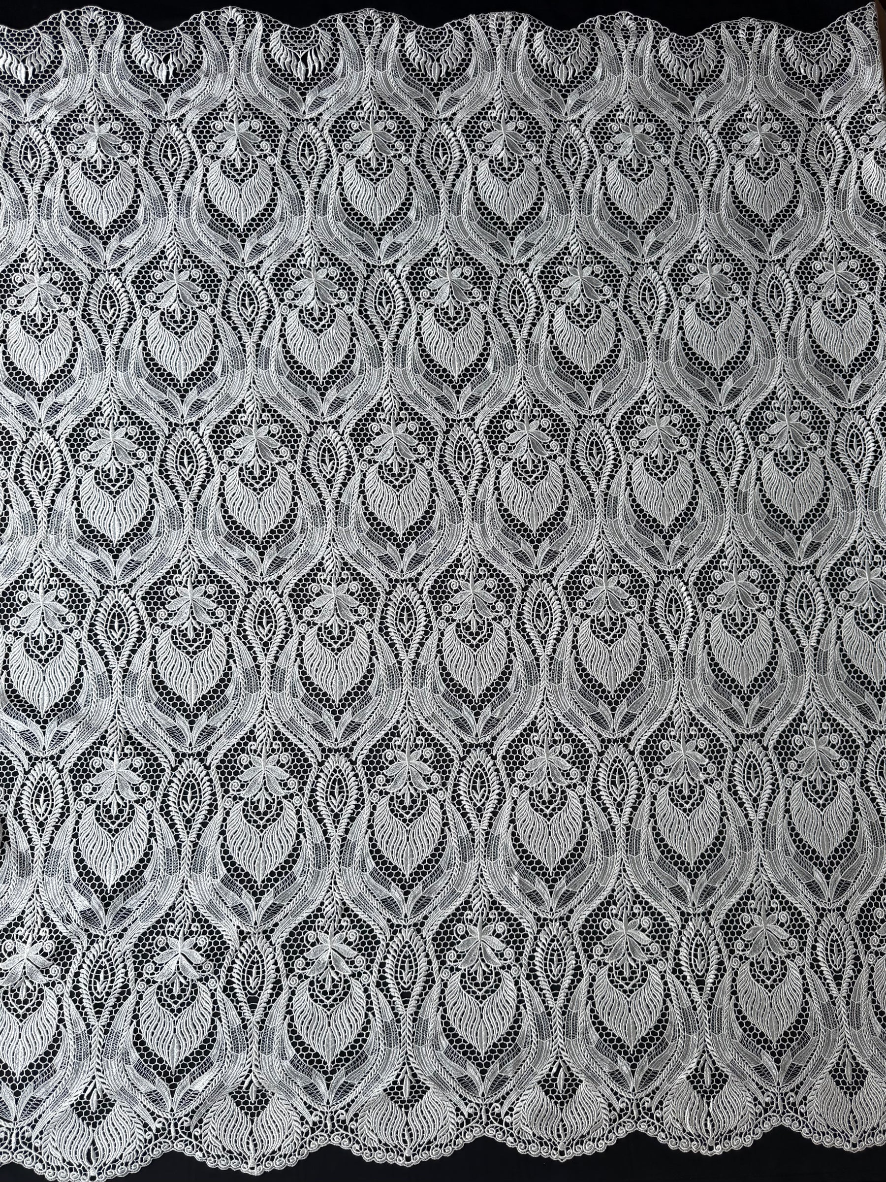 Ivory Guipure Lace - LB2006