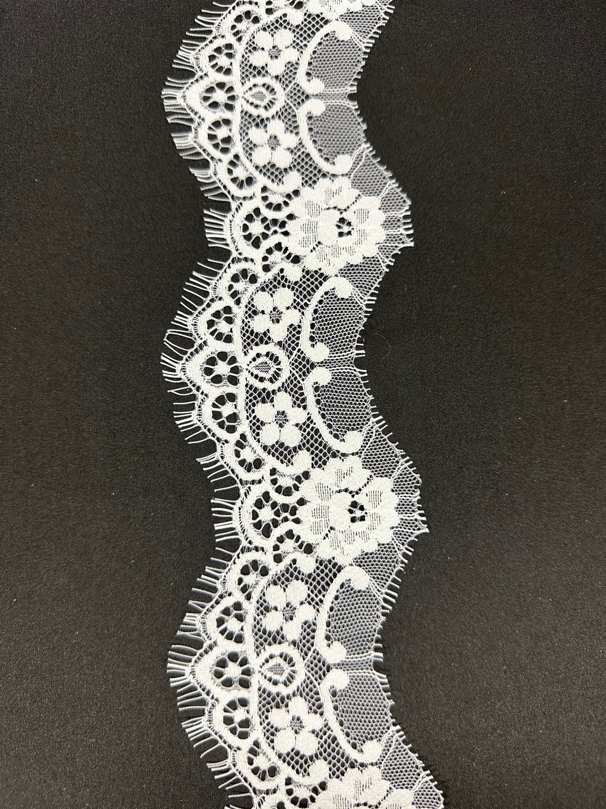 White Lace Trim - EF4010