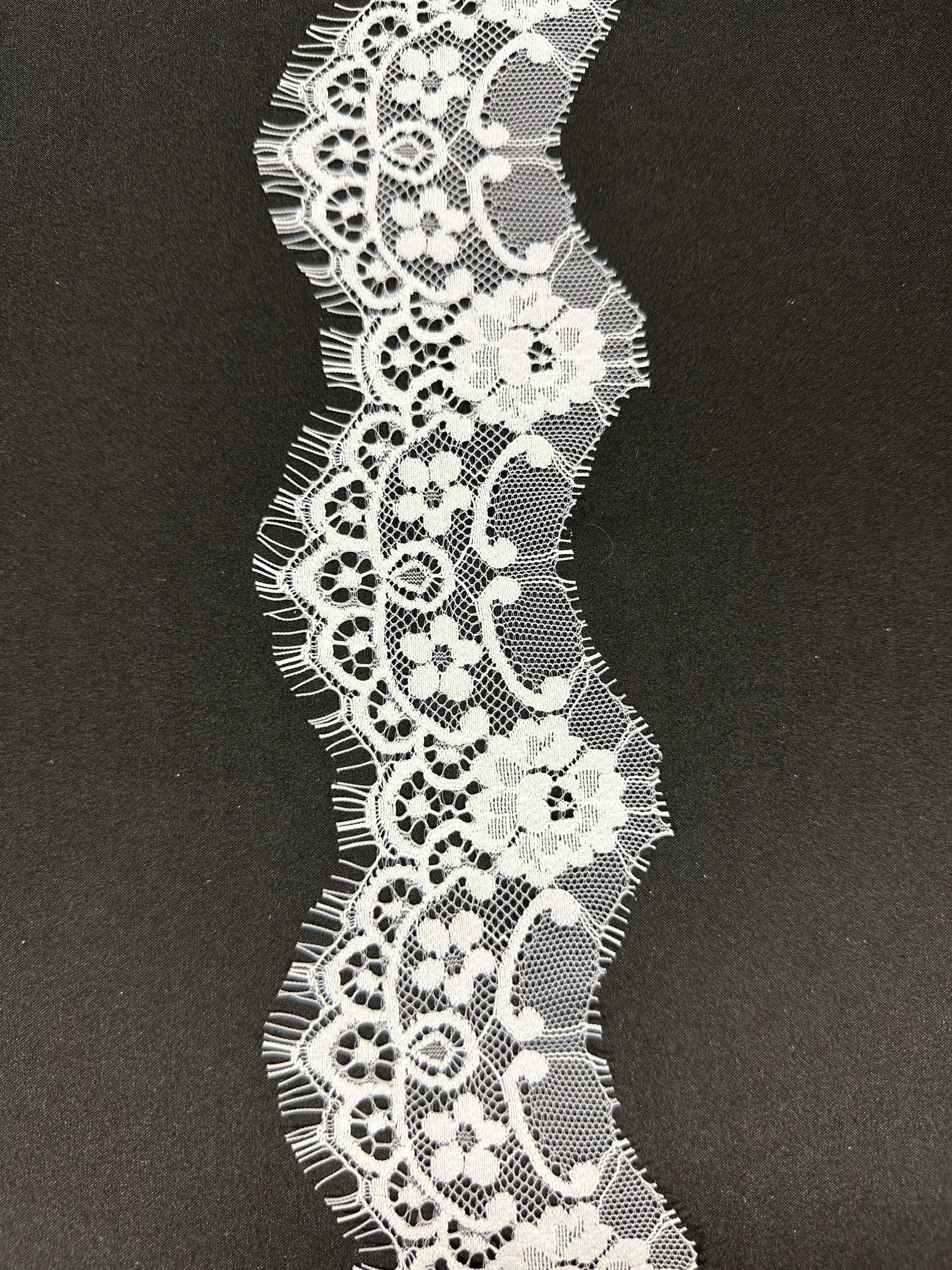 White Lace Trim - EF4010