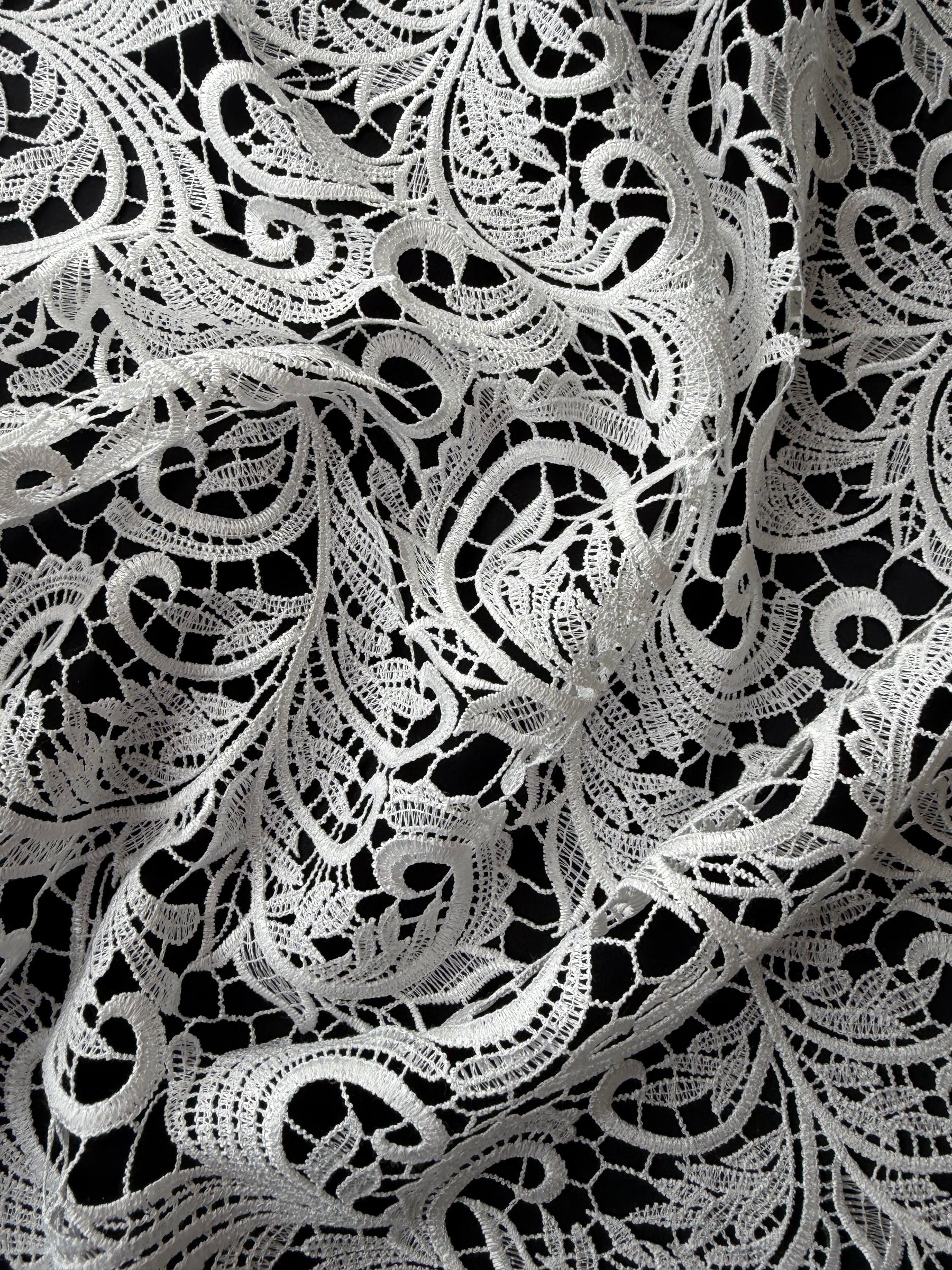 Ivory Guipure Lace - LB2004