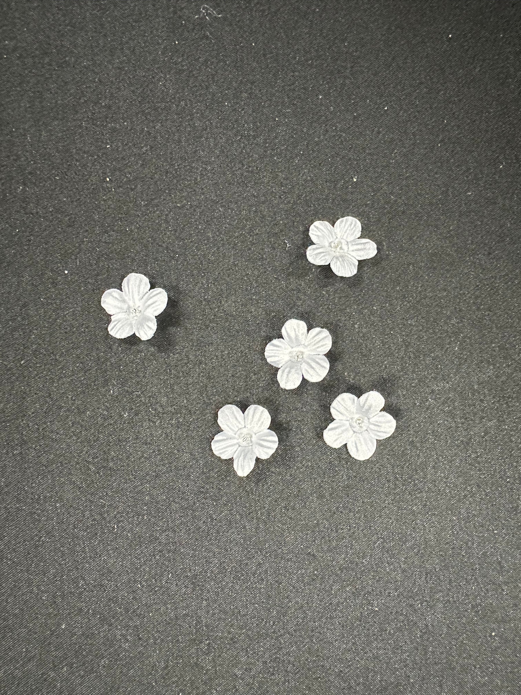 White Laser Cut Flowers - M11 (Bag of 144)