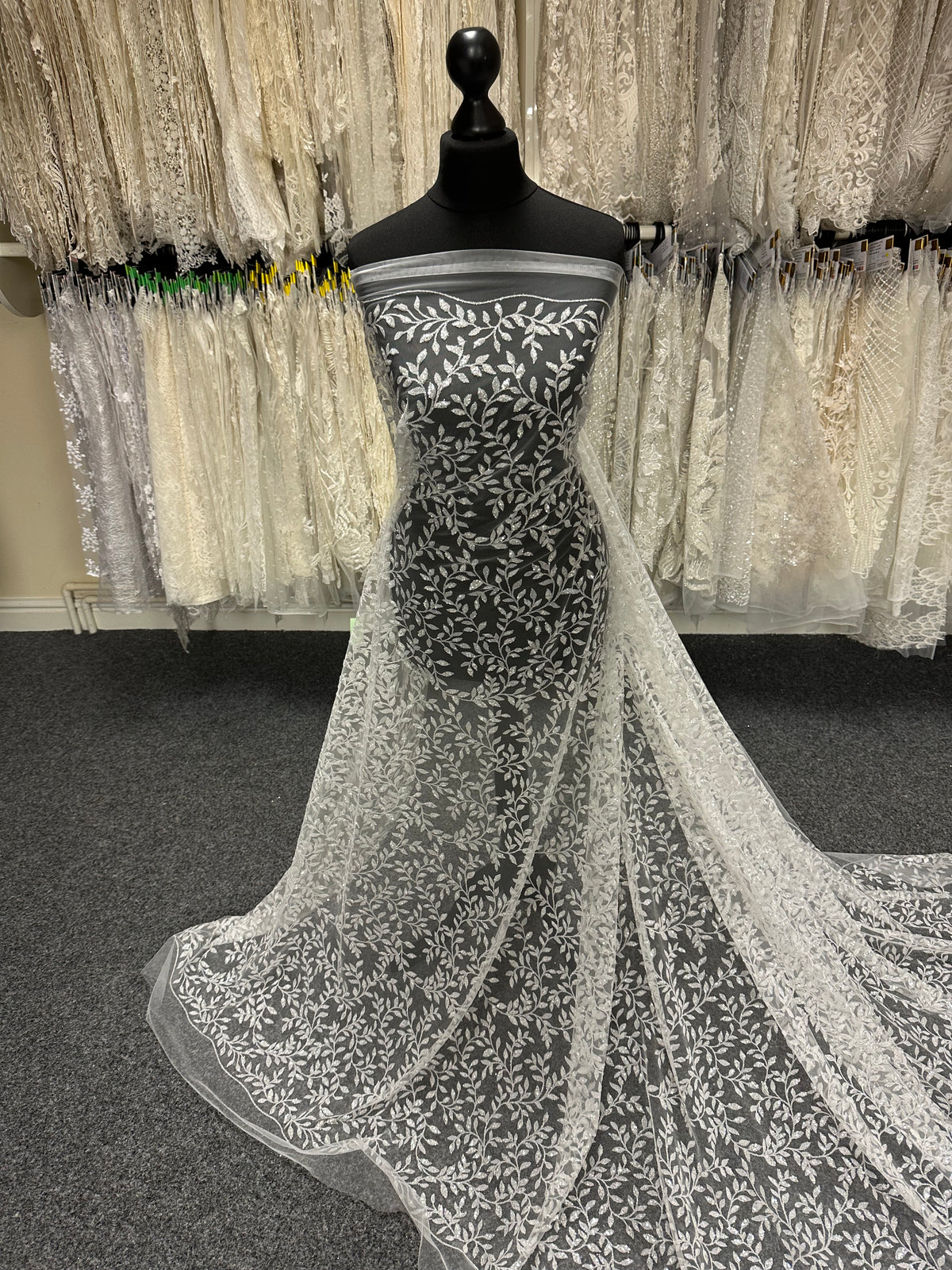 Ivory Glitter Lace - Simeon TU0061