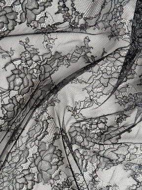 Black Chantilly Lace - P725