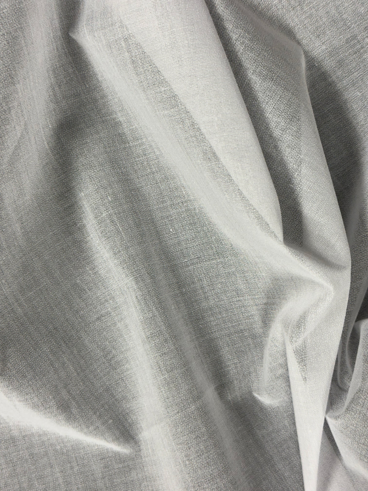 White Lightweight Woven Interfacing - P971