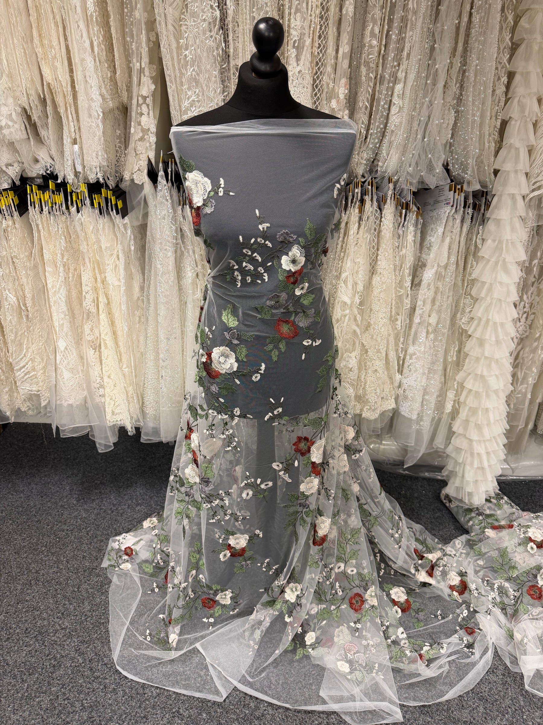 Ivory, Grape and Wine Lace - EB5055