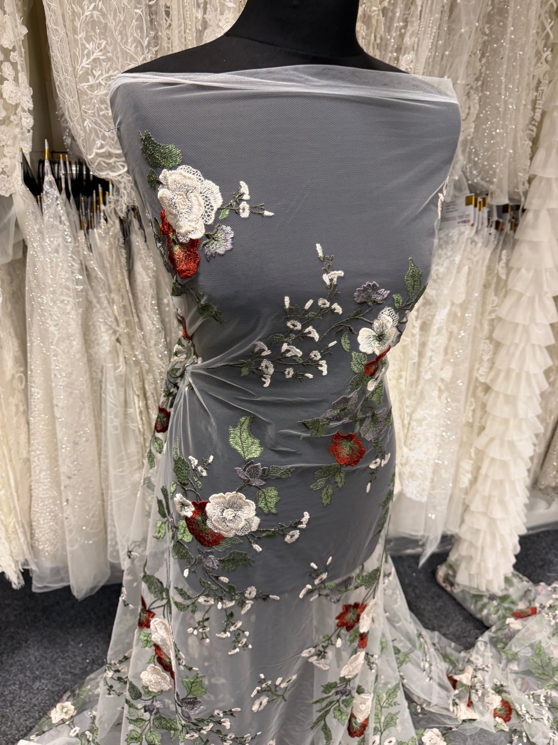 Ivory, Grape and Wine Lace - EB5055