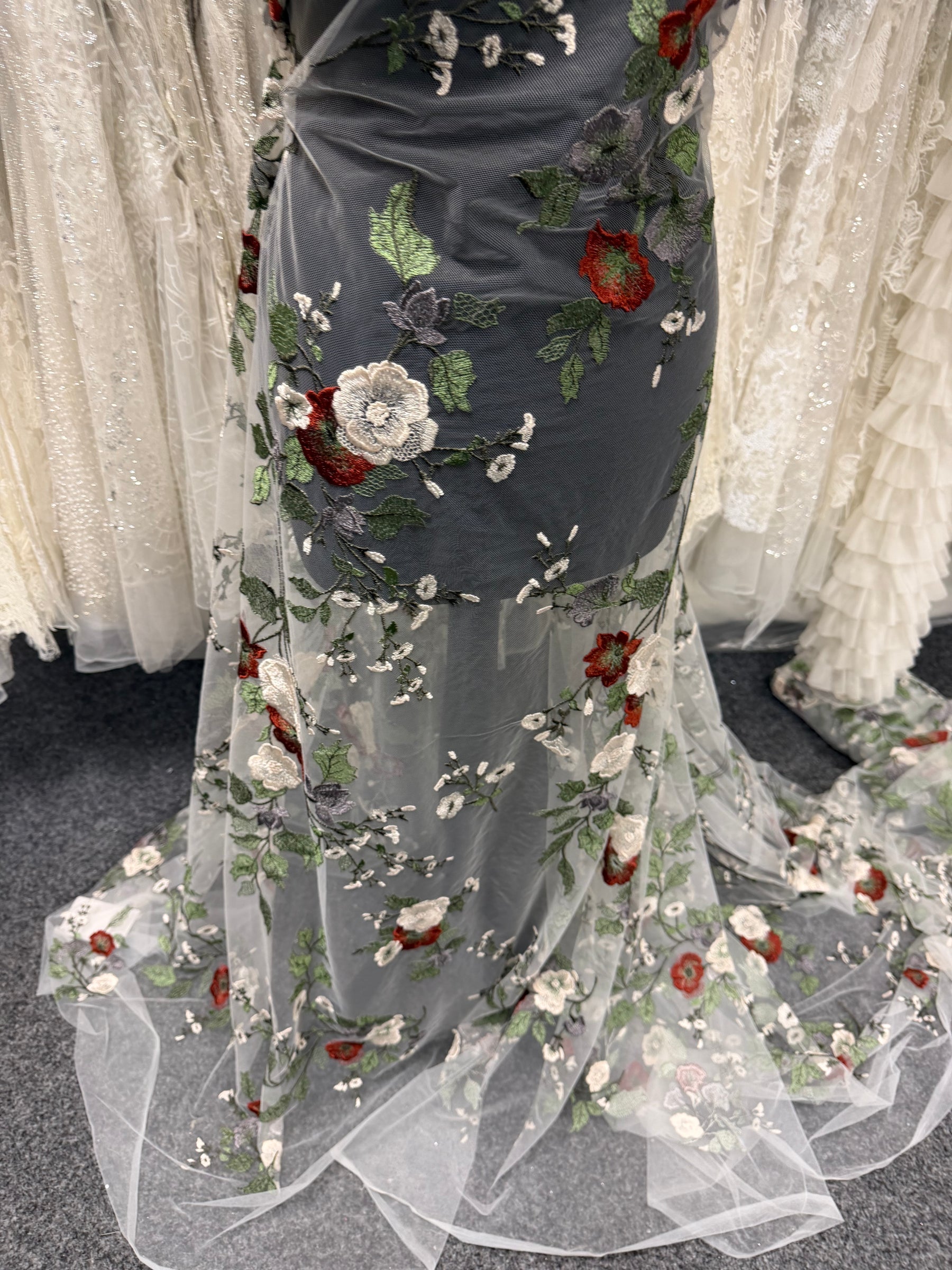 Ivory, Grape and Wine Lace - EB5055