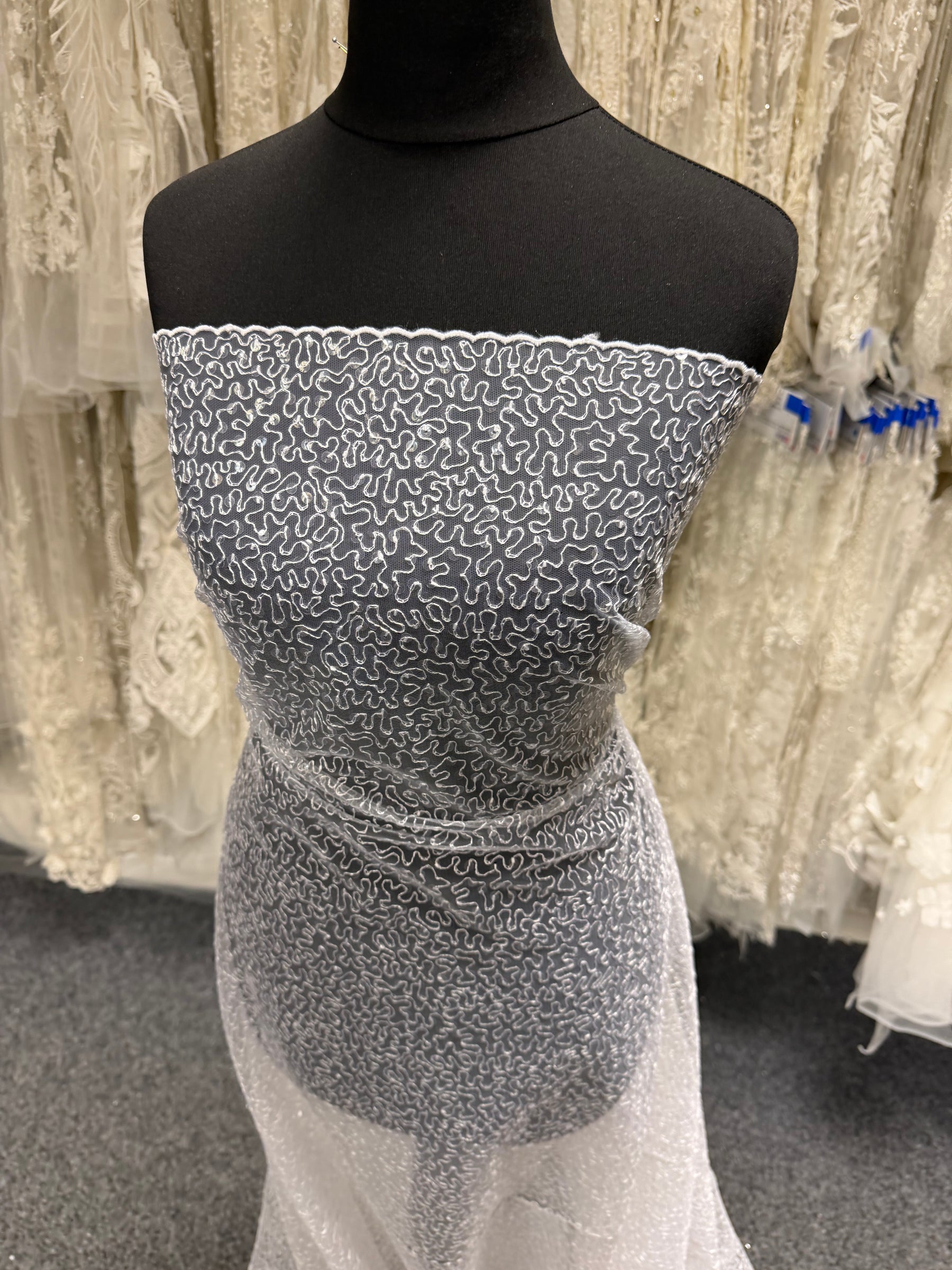 White Embroidered Sequin Tulle – EB3001