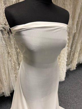 Pale Ivory Silk Chiffon - P787